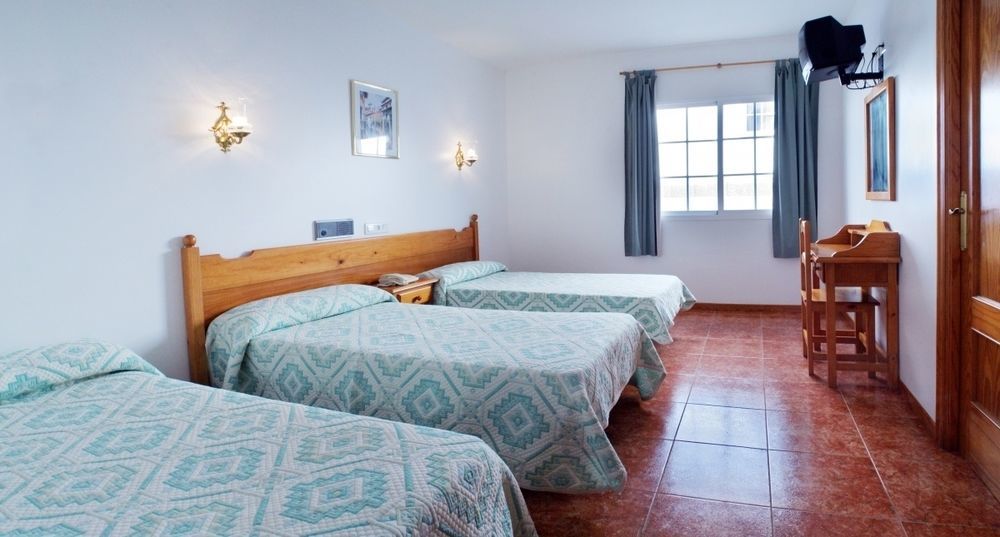 סן ויסנטה דו מאר Duerming San Vicente Hotel מראה חיצוני תמונה