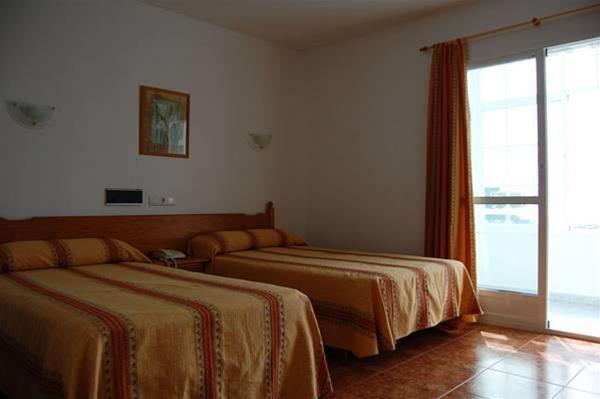 סן ויסנטה דו מאר Duerming San Vicente Hotel מראה חיצוני תמונה